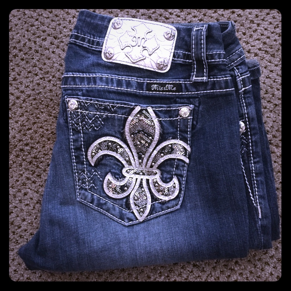 Miss Me Signature Boot cut jeans